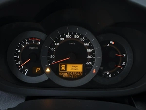 Внедорожник Toyota RAV4 2010 года, 1537000 рублей, Омск