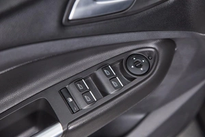 Внедорожник Ford Kuga 2016 года, 1349000 рублей, Красноярск