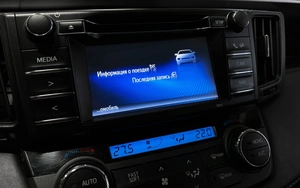 Внедорожник Toyota RAV4 2016 года, 2487000 рублей, Красноярск