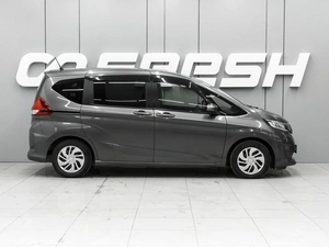 Минивэн Honda Freed+ 2018 года, 1610000 рублей, Ростов-на-Дону