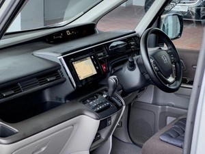 Минивэн Honda Stepwgn 2015 года, 1780000 рублей, Уфа