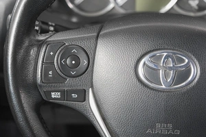 Седан Toyota Corolla 2013 года, 1449000 рублей, Кемерово