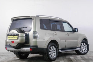 Внедорожник Mitsubishi Pajero 2008 года, 1919000 рублей, Кемерово