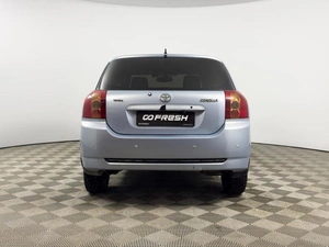 Хетчбэк Toyota Corolla 2005 года, 439900 рублей, Казань