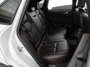 Внедорожник Porsche Macan GTS 2021 года, 7379055 рублей, Москва