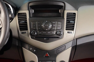 Седан Chevrolet Cruze 2012 года, 749000 рублей, Тюмень