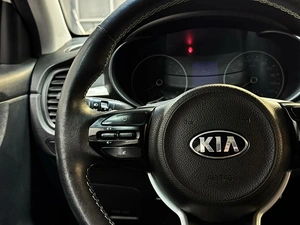 Седан Kia Rio 2019 года, 1197000 рублей, Красноярск