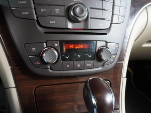 Седан Opel Insignia 2013 года, 1159000 рублей, Воронеж