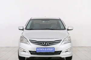 Седан Hyundai Solaris 2015 года, 749000 рублей, Красноярск