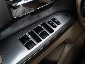 Внедорожник Toyota Land Cruiser 2012 года, 4100000 рублей, Краснодар