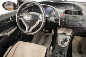 Хетчбэк Honda Civic 2008 года, 649000 рублей, Барнаул