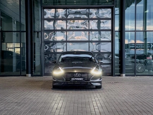 Седан Hyundai Sonata 2019 года, 2120000 рублей, Уфа