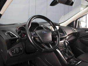 Внедорожник Ford Kuga 2017 года, 1280000 рублей, Омск