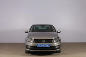 Седан Volkswagen Polo 2019 года, 1349000 рублей, Новосибирск