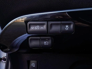 Лифтбек Toyota Prius 2017 года, 2310000 рублей, Краснодар