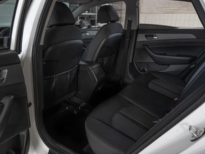 Седан Hyundai Sonata 2019 года, 1877000 рублей, Краснодар