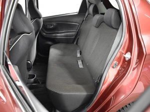 Хетчбэк Toyota Vitz 2017 года, 826100 рублей, Казань