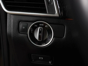 Внедорожник Mercedes-benz M-класс 2012 года, 2449000 рублей, Воронеж