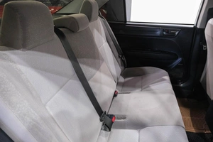 Седан Toyota Corolla Axio 2016 года, 1219000 рублей, Новокузнецк