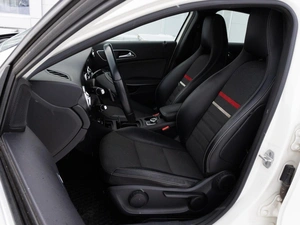 Хетчбэк Mercedes-benz A-класс 2014 года, 1570000 рублей, Самара