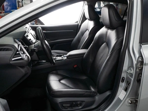 Седан Toyota Camry 2019 года, 2879000 рублей, Тюмень