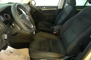 Внедорожник Volkswagen Tiguan 2013 года, 1719000 рублей, Омск