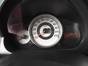 Хетчбэк Mazda 2 2009 года, 629000 рублей, Красный Пахарь