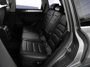 Внедорожник Volkswagen Touareg 2012 года, 1969050 рублей, Москва