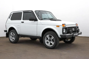 Внедорожник ВАЗ (LADA) 4x4 (Нива) 2019 года, 820000 рублей, Орёл
