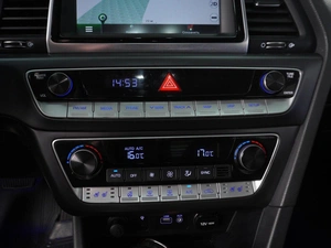 Седан Hyundai Sonata 2019 года, 2289000 рублей, Красный Пахарь