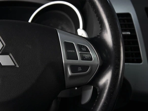 Внедорожник Mitsubishi Outlander 2008 года, 1350000 рублей, Омск