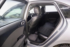 Хэтчбек Kia Ceed 2019 года, 1750000 рублей, Брянск