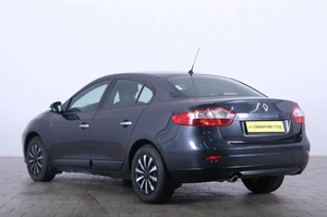 Седан Renault Fluence 2010 года, 849000 рублей, Омск