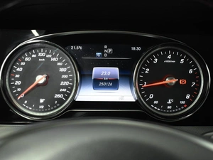 Седан Mercedes-benz E-класс 2016 года, 2299900 рублей, Казань