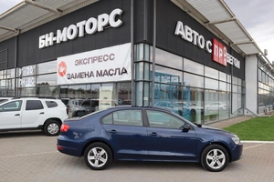Седан Volkswagen Jetta 2012 года, 1280000 рублей, Мирное