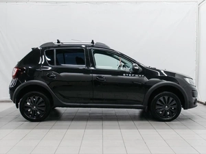 Хетчбэк Renault Sandero Stepway 2018 года, 1049000 рублей, Красноярск