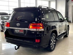Внедорожник Toyota Land Cruiser 2018 года, 6397000 рублей, Солонцы