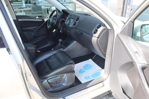 Внедорожник Volkswagen Tiguan 2012 года, 1580000 рублей, Мирное
