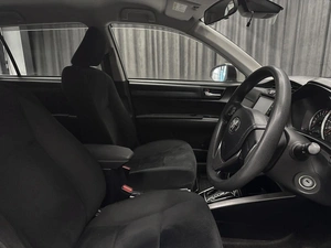 Универсал Toyota Corolla Fielder 2017 года, 1349000 рублей, Красноярск