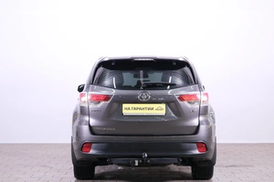 Внедорожник Toyota Highlander 2014 года, 3799000 рублей, Омск