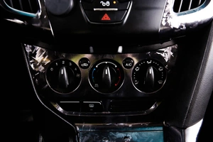 Хетчбэк Ford Focus 2011 года, 959000 рублей, Пермь