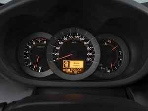 Внедорожник Toyota RAV4 2011 года, 1690000 рублей, Омск