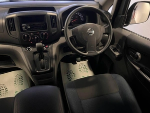 Минивэн Nissan NV200 2010 года, 979000 рублей, Красноярск