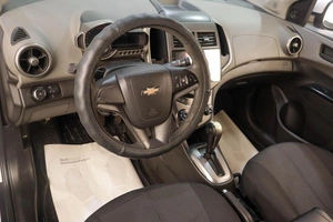 Седан Chevrolet Aveo 2013 года, 719000 рублей, Челябинск