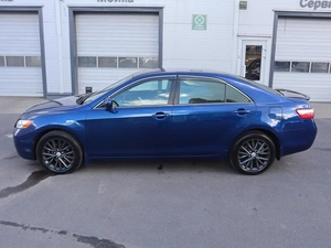 Седан Toyota Camry 2007 года, 1030000 рублей, Железногорск