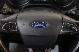 Хетчбэк Ford Focus 2018 года, 1179000 рублей, Омск