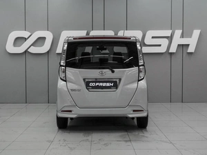 Хетчбэк Toyota Tank 2018 года, 1200000 рублей, Ростов-на-Дону