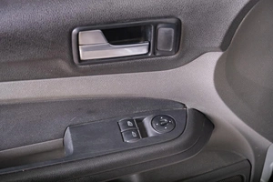 Хетчбэк Ford Focus 2005 года, 199000 рублей, Томск