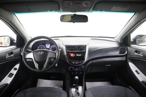 Седан Hyundai Solaris 2015 года, 820000 рублей, Брянск