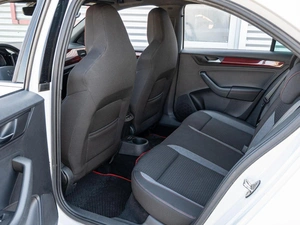 Лифтбек Volkswagen Polo 2021 года, 1930000 рублей, Краснодар